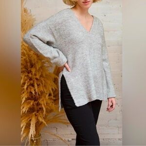 Boutique 1861 Chunky Knit V Neck Oversize Boyfriend Cozy Split Hem Sweater Tunic